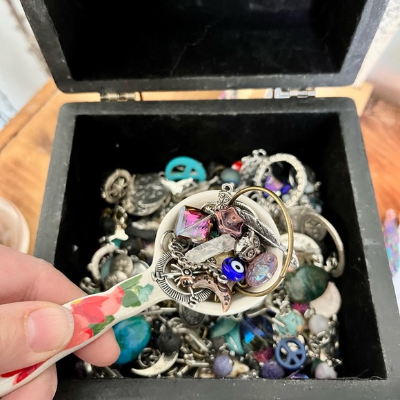 Charms for divination charm casting, 20+ charms only - Picture 3 of 5